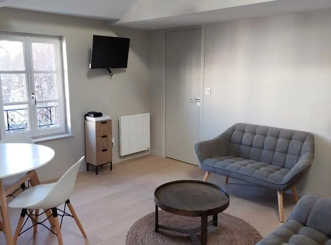 Appartement Un Brin De Fantaisie Dans Le Centre De *